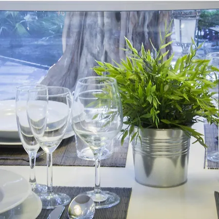 Wellrenting - Prado Sastre アパート *